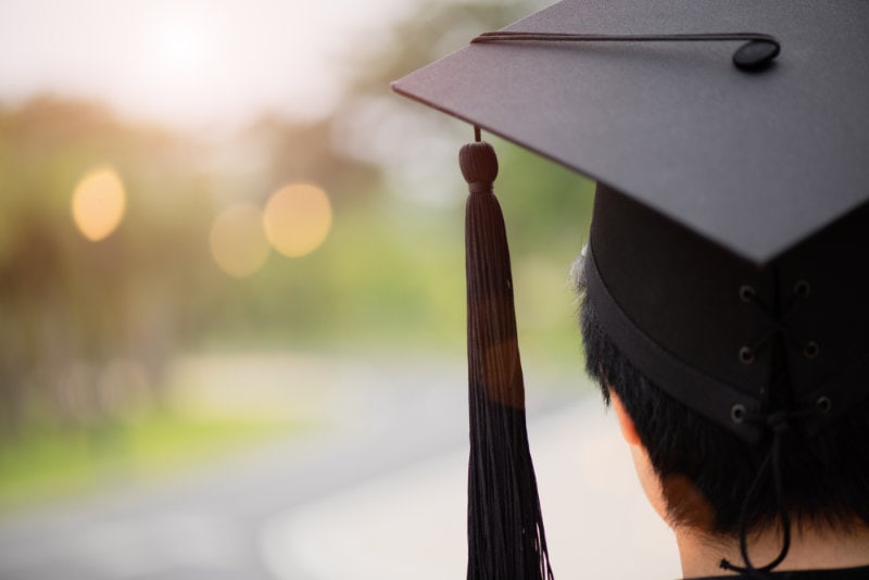 financing an mba for graduation
